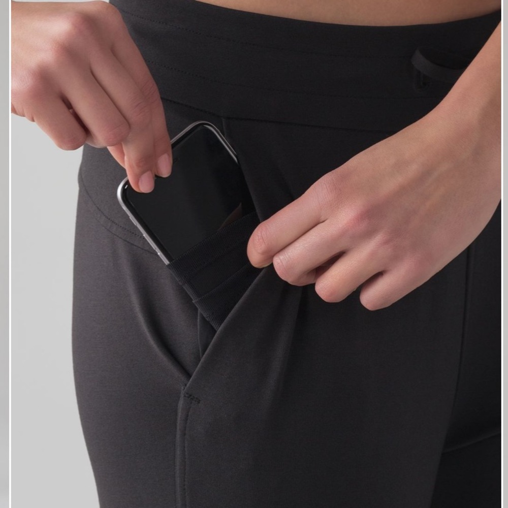 Lululemon On Track Jogger - image 4